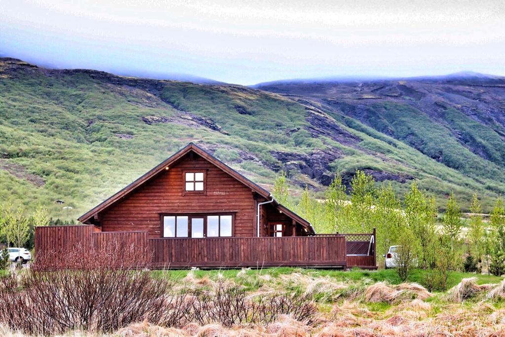Golden Circle Cabin, Hot Tub Villa Geysir Ngoại thất bức ảnh